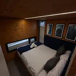 Botel Ruheoase Am Wasser, Sauna-hausboot In Naturidylle
